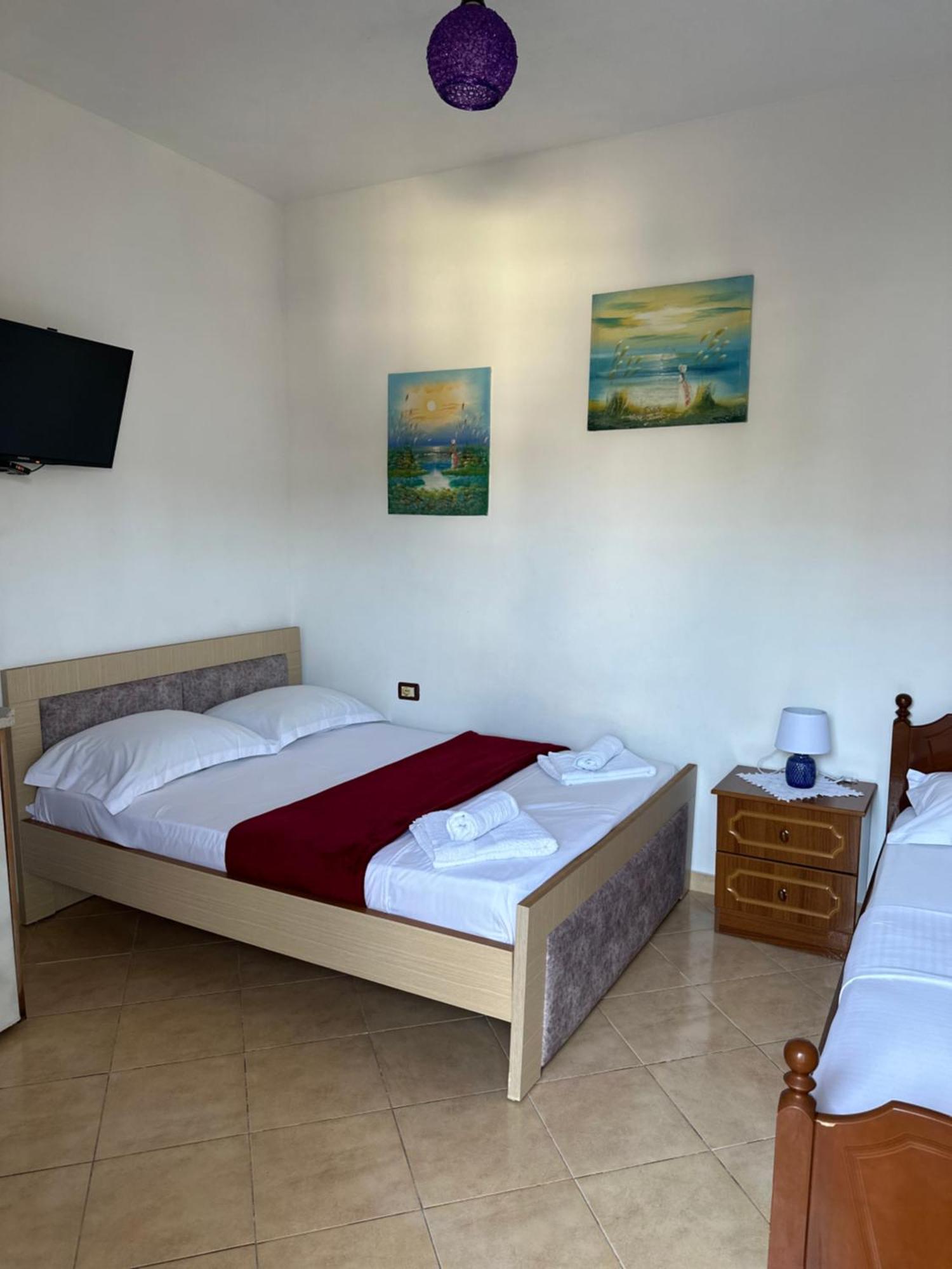Albi'S Guesthouse Ksamil Extérieur photo