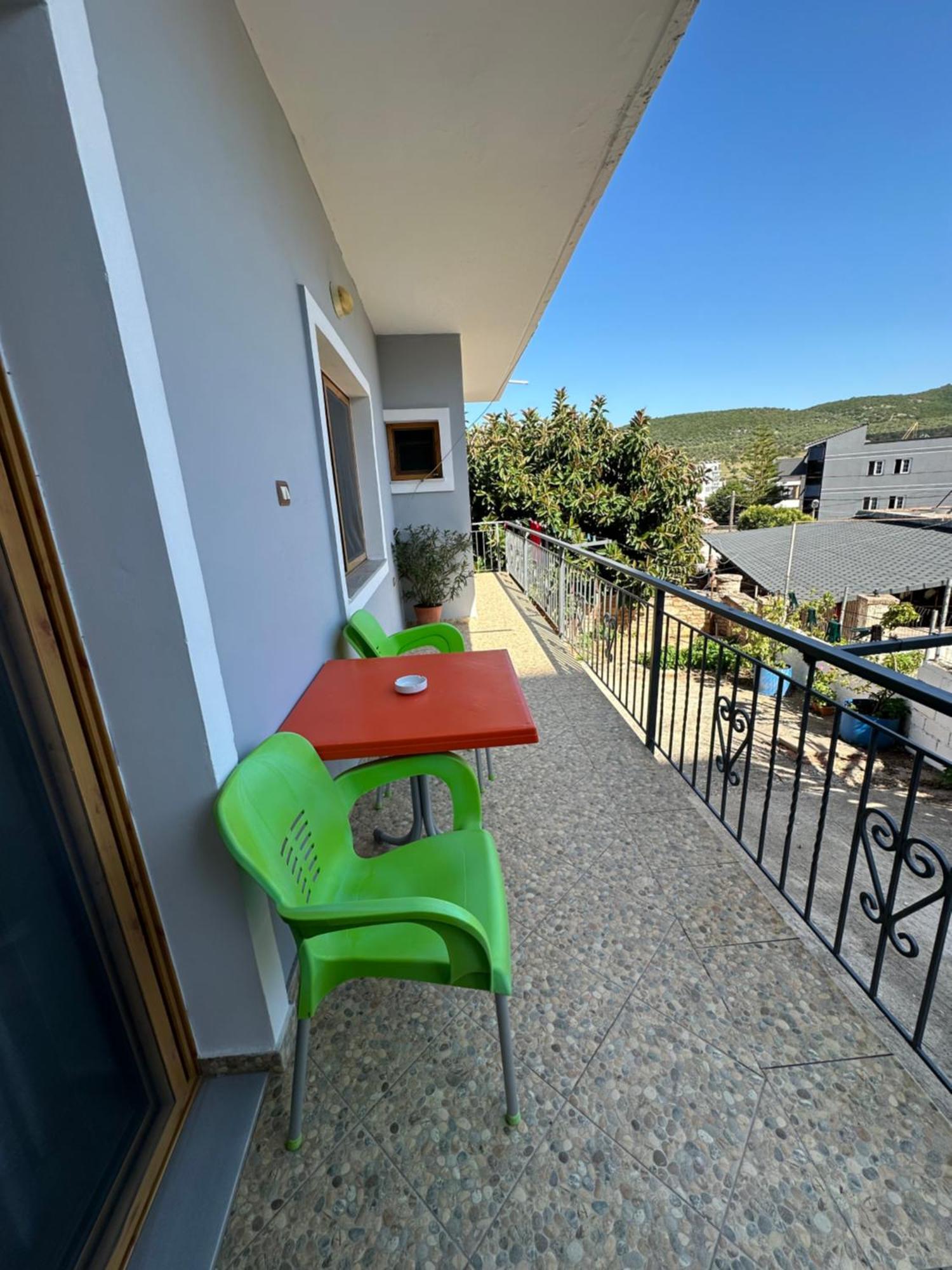 Albi'S Guesthouse Ksamil Extérieur photo